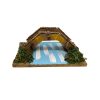 Puente de madera con río
