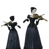 Figura esqueleto con violín